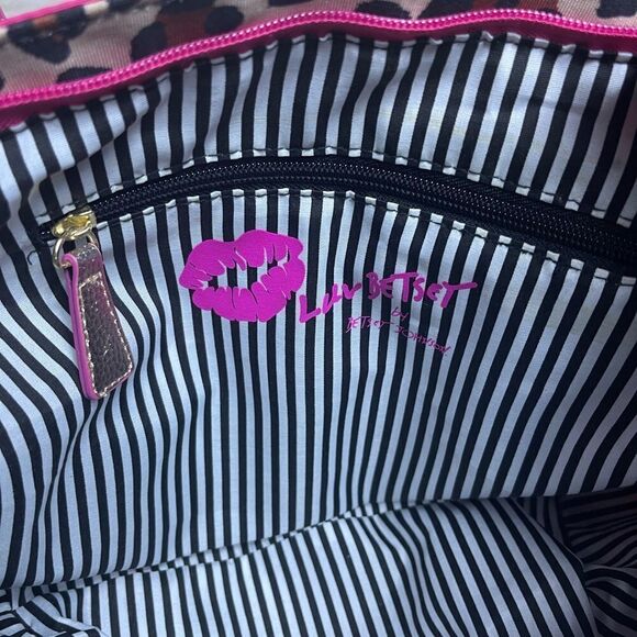 Luv Betsey by Betsey Johnson hot pink fabric Tote faux leather gold straps - Picture 12 of 13